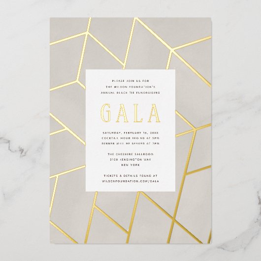 Einladung zur Creme Geometric Gala Gold Foil (Vorderseite)