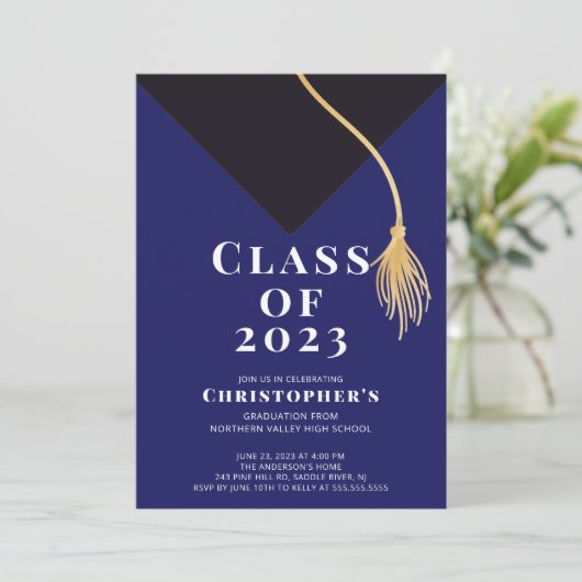 Einladung zur Graduationspartei Grad Cap (Stehend Vorderseite)