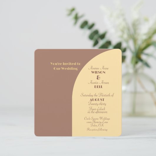 Einladung zur Hochzeit Mocha Mousse Arched Flat Ca (Stehend Vorderseite)