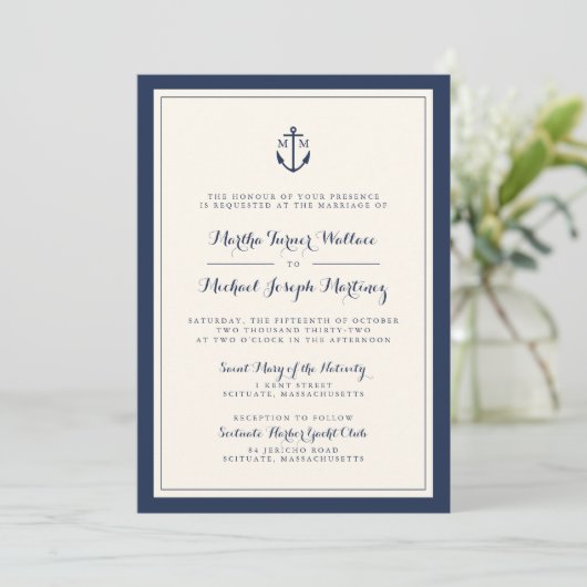 Einladung zur Hochzeit von Navy & Cream Monogram (Stehend Vorderseite)