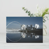 Einladung zur Millennium Bridge (Stehend Vorderseite)