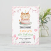 Einladung zur niedlichen Katze (Stehend Vorderseite)