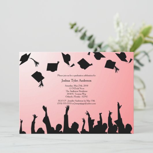 Einladung zur Red Black Silhouette Graduation Part (Stehend Vorderseite)