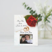 Einladung zur rote Rose Save the Date (Stehend Vorderseite)