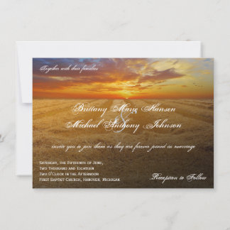 Einladungen für Hochzeiten auf dem Weizenfeld