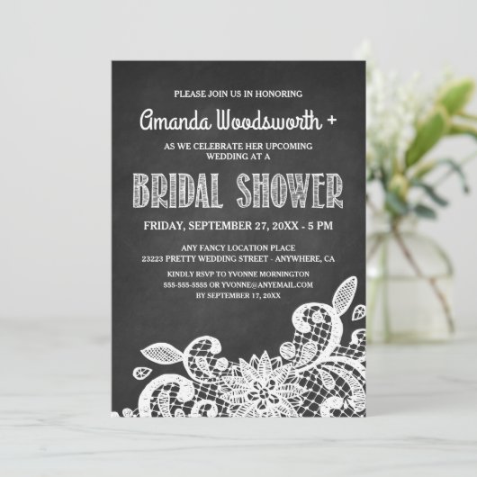 Einladungen zu Chalkboard und Spitzen-Brautdusche (Stehend Vorderseite)