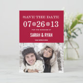 Einladungen zum Snowflake Red Save the Date Foto (Stehend Vorderseite)