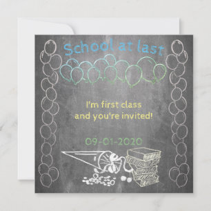 Einladungskarte zur Einschulung auf Schultafel