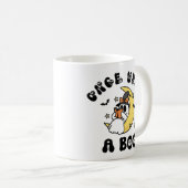 Einmal auf einem Boo Ghost Reading Moon Halloween Kaffeetasse (VorderseiteRechts)