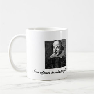 Einmal Caffeinated, das Wordsmithing beginnt Kaffeetasse