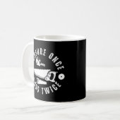 Einmal messen, zweimal fluchen kaffeetasse (Vorderseite Links)