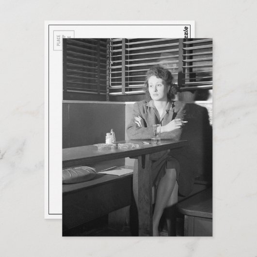 Einmaliges Mädchen bei einer Bar, 1943 Postkarte (Vorne/Hinten)