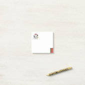 Einmaliges Monogramm moderner Kunst. Buchstabe Q Post-it Klebezettel (Auf Schreibtisch)