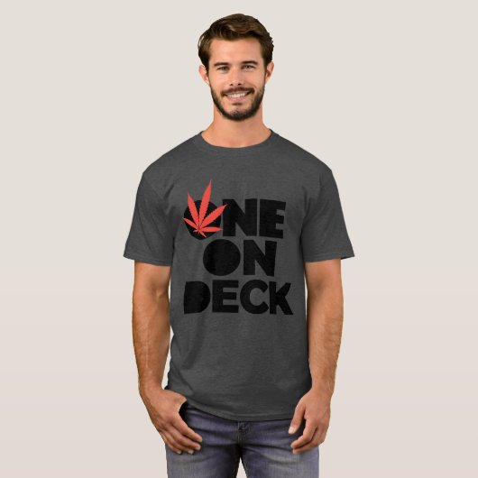 Eins auf Deck T-Shirt (Vorne ganz)