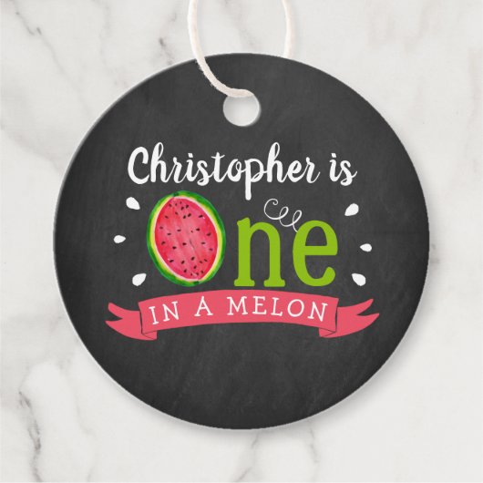 Eins in einem Melon Chalkboard 1. Geburtstag Geschenkanhänger (Vorderseite)