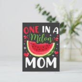 Eins in einem Melon-Mama-B-Day-Party Postkarte (Stehend Vorderseite)