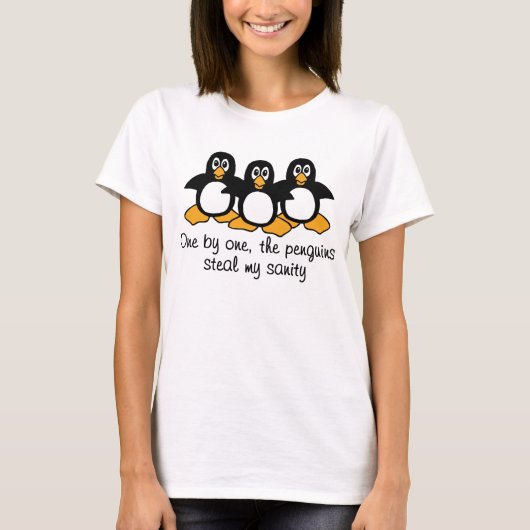 Eins nach dem anderen der Penguins-lustige T-Shirt (Vorderseite)