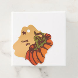 Einsam kürzen eines das Feld. Herbstblätter fallen Geschenkanhänger