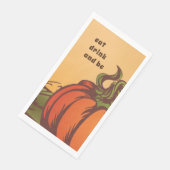 Einsam kürzen eines das Feld. Herbstblätter fallen Serviette (Ecke)