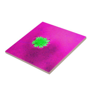 Einsame hellgrüne Blume Fliese