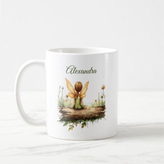 Einsame Mutter sitzt auf einem Log Kaffeetasse (Links)