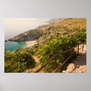 Einsame Strand in Lo Zingaro, Sizilien Poster