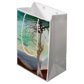 Einsame Zedernbaummalerei Mittlere Geschenktüte (Vorderseite Schrägansicht)