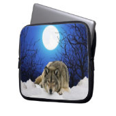 Einsamer Beobachterwolf auf einer Laptophülse Laptopschutzhülle (Vorderseite Links)