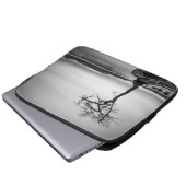 Einsamer bloßer Baum Laptopschutzhülle (Vorne Knopf)