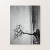 Einsamer bloßer Baum Puzzle (Vertikal)