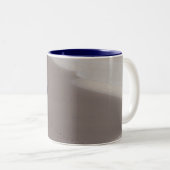 Einsamer Shorebird Zweifarbige Tasse (VorderseiteRechts)