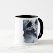 Einsamer Wolf im Schnee Tasse (VorderseiteRechts)