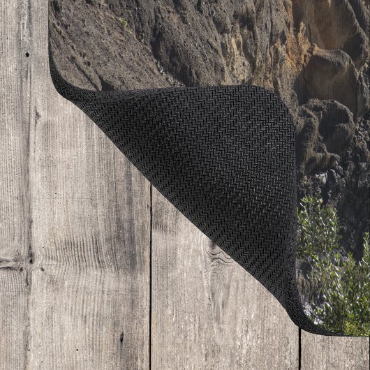 Einsamkeit an einem Seastack an der Küste von Port Mousepad