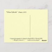 Einsamkeit in der Stadt Postkarte (Rückseite)