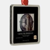 Einsatz von Technologie Silbernes Ornament (Rechts)