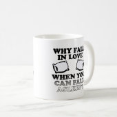 Einschlafen in der Liebe Funny Mug oder Travel Mug Kaffeetasse (VorderseiteRechts)