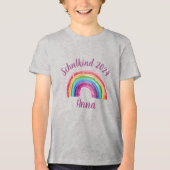 Einschulung Schulkind 2026 - Sternchen Regenbogen Tri-Blend Shirt (Vorderseite)