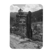 Eintritt in den Bighorn National Forest 1959 Unter Magnet (Vertikal)