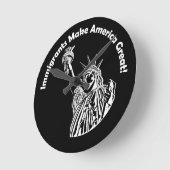 Einwanderer machen Amerika groß Runde Wanduhr (Winkel)