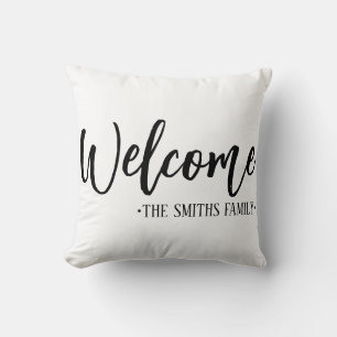 Einweihungsgeschenk / Familienname individuell / P Kissen