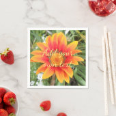 Einzelne orange Blume mit individuellem Text Serviette (Beispiel)