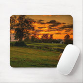 Einzelpferd bei Sonnenuntergang Mousepad (Mit Mouse)
