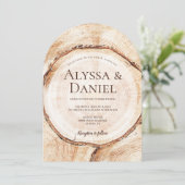 Einzigartige Holzbaumbarke Rustikale Hochzeit Einladung (Stehend Vorderseite)