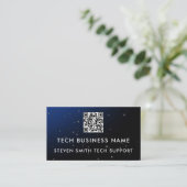 Einzigartige moderne blaue Pixel-QR-Code-Tech-Gesc Visitenkarte (Stehend Vorderseite)