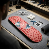 einzigartige rote Herzen auf rosa und Muster Custo Skateboard