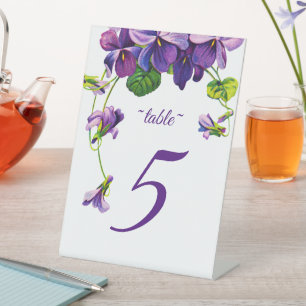 Einzigartige Tischnummer des Holzbalkon Beach Them Sockelschild