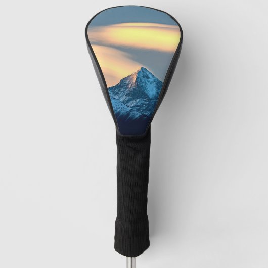 Einzigartige Wolken über schneebedeckte Berge Golf Headcover (Vorderseite)