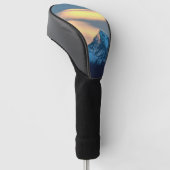 Einzigartige Wolken über schneebedeckte Berge Golf Headcover (angewinkelt)