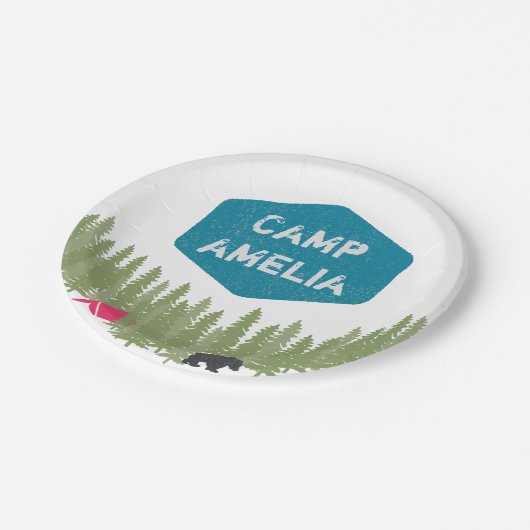 Einzigartiger Personalisierter Campingname Geburts Pappteller (Schrägansicht)