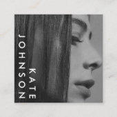 Einzigartiger QR-Code für Schwarz-weißes Beruflich Quadratische Visitenkarte (Vorderseite)